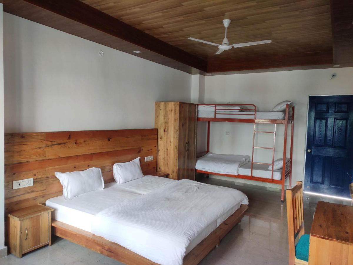Hill Hoppers Hotel Rishīkesh Eksteriør bilde